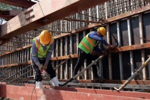 Installation of hardware in construction projects